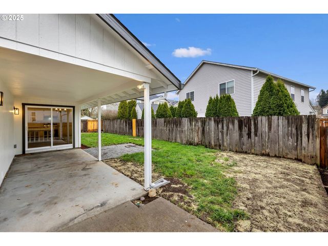 8321 Ne 157TH Ave, Vancouver, WA 98682