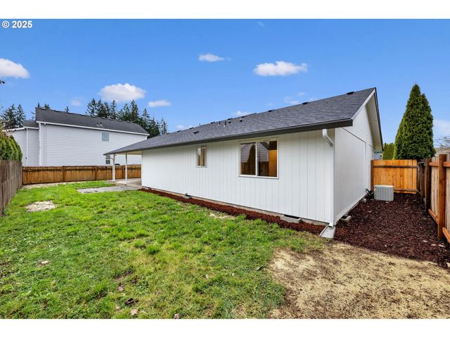 8321 Ne 157TH Ave, Vancouver, WA 98682