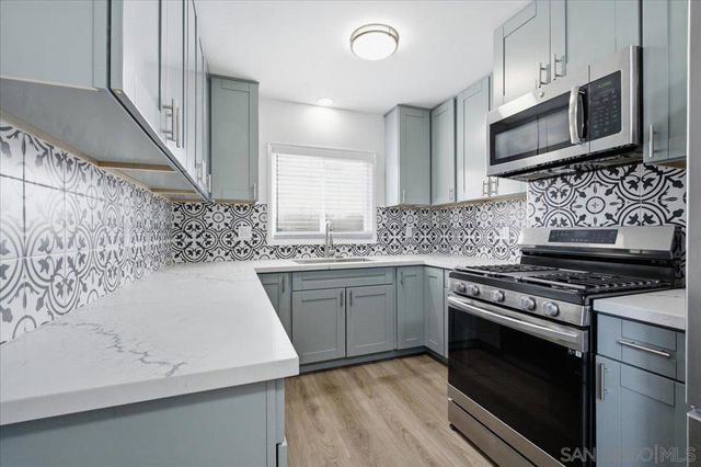 2304 G Ave, National City, CA 91950