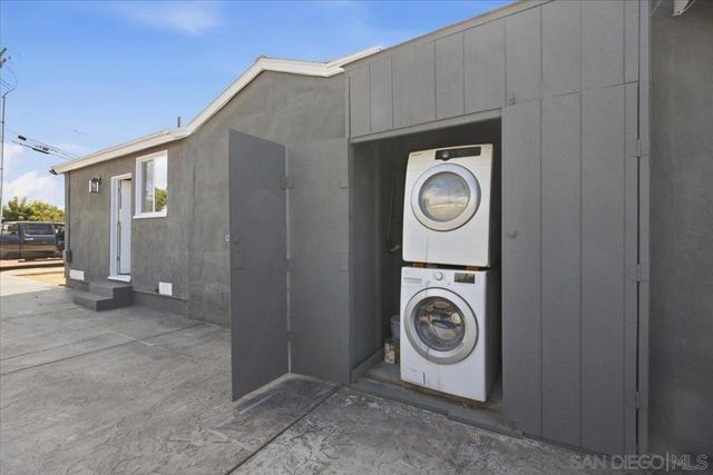 2304 G Ave, National City, CA 91950