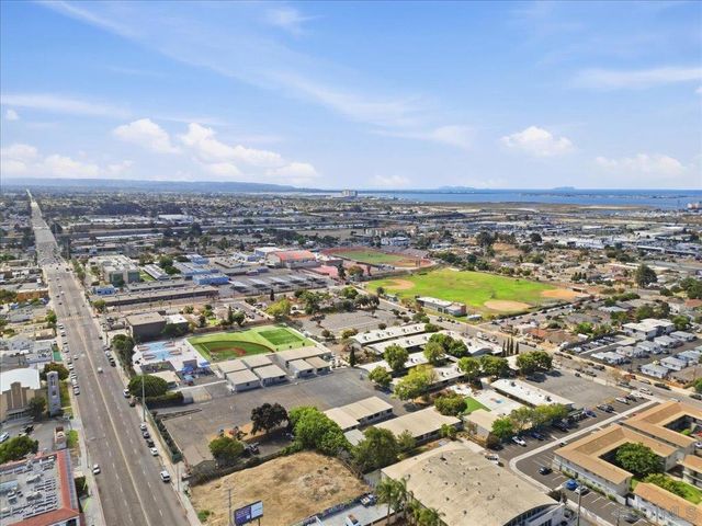 2304 G Ave, National City, CA 91950