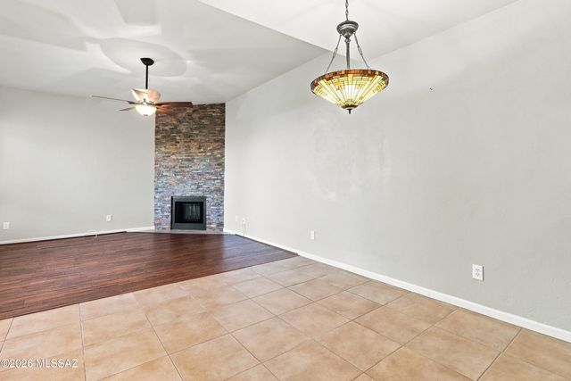 6255 N Camino Pimeria Alta Apt 15, Tucson, AZ 85718