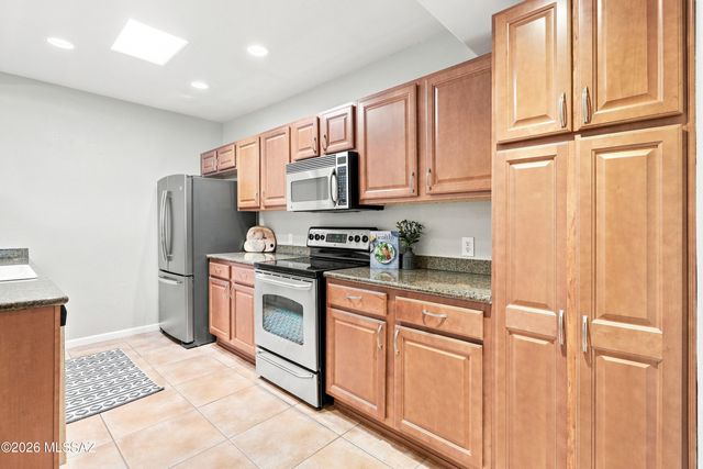 6255 N Camino Pimeria Alta Apt 15, Tucson, AZ 85718