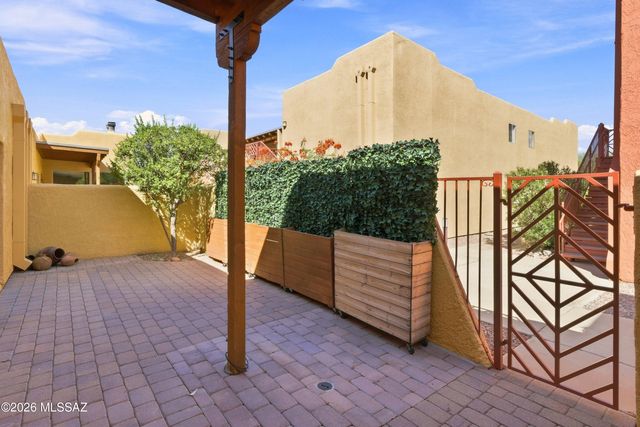 6255 N Camino Pimeria Alta Apt 15, Tucson, AZ 85718