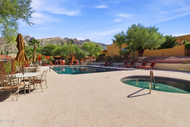 6255 N Camino Pimeria Alta Apt 15, Tucson, AZ 85718