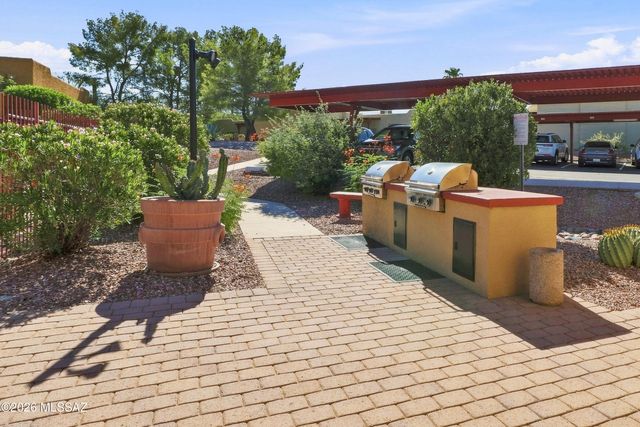 6255 N Camino Pimeria Alta Apt 15, Tucson, AZ 85718
