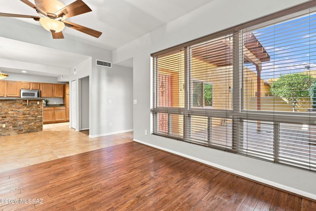 6255 N Camino Pimeria Alta Apt 15, Tucson, AZ 85718