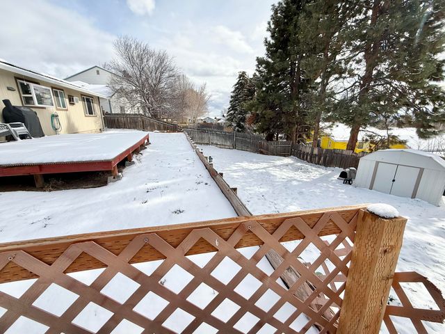 5704 Upland Drive, Klamath Falls, OR 97603