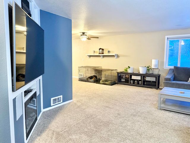 5704 Upland Drive, Klamath Falls, OR 97603