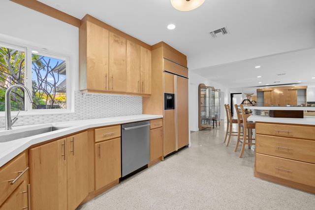 2809 NE 25th Street, Fort Lauderdale, FL 33305