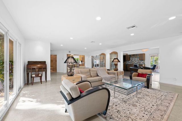 2809 NE 25th Street, Fort Lauderdale, FL 33305