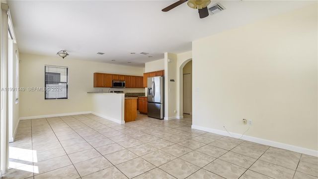 8841 W 34th Ct, Hialeah, FL 33018