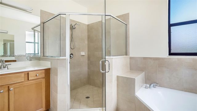 8841 W 34th Ct, Hialeah, FL 33018