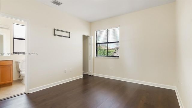 8841 W 34th Ct, Hialeah, FL 33018