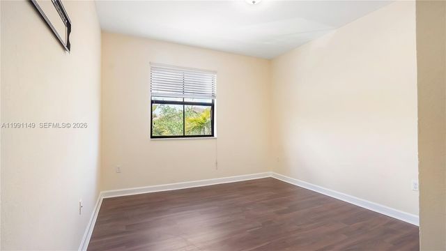 8841 W 34th Ct, Hialeah, FL 33018