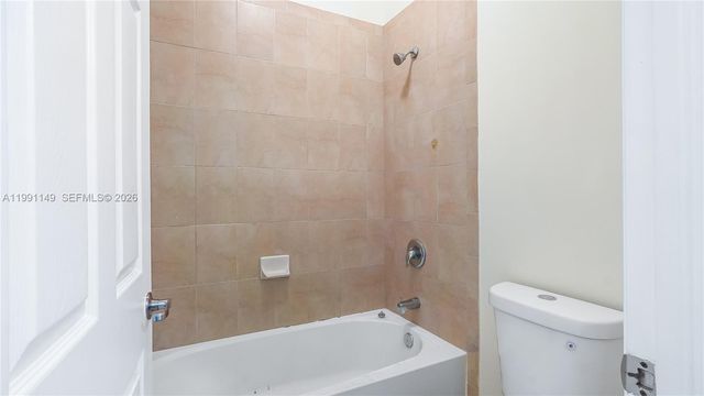 8841 W 34th Ct, Hialeah, FL 33018