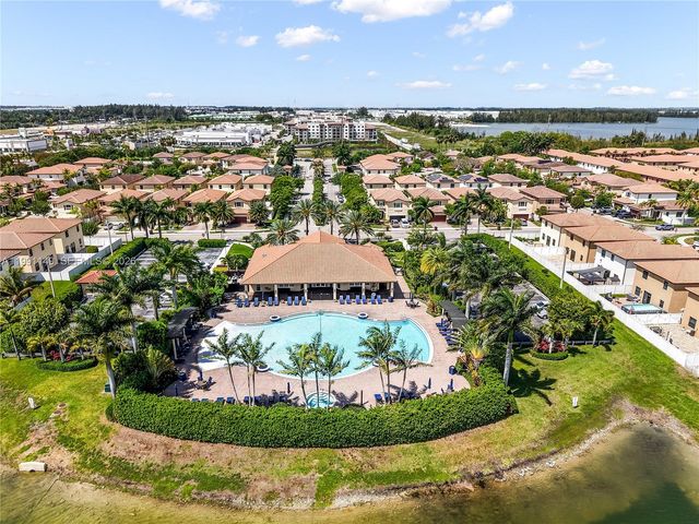 8841 W 34th Ct, Hialeah, FL 33018