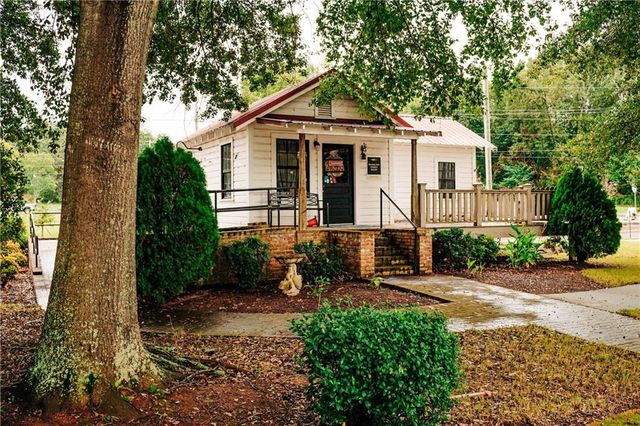 470 Winding Rose Drive, Hoschton, GA 30548