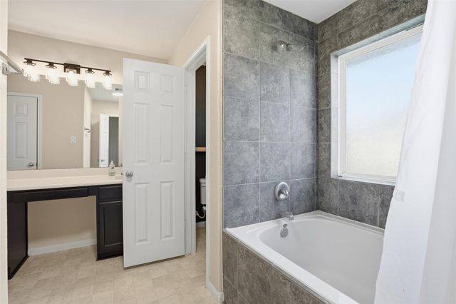 6433 Stoney Creek Drive, Pasadena, TX 77503