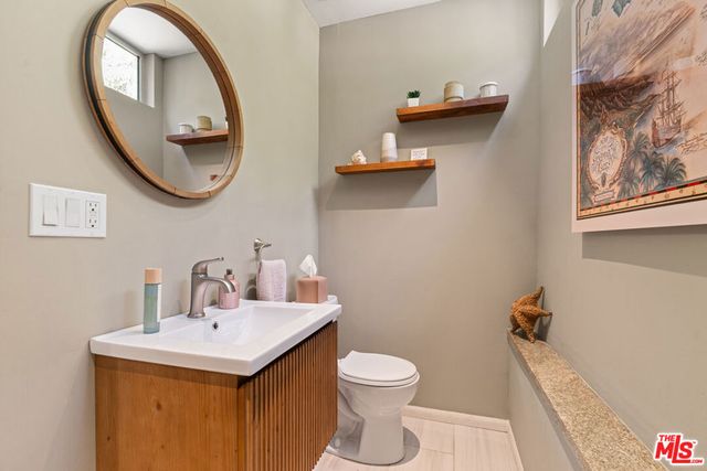 1853 Nichols Canyon Road, Los Angeles, CA 90046