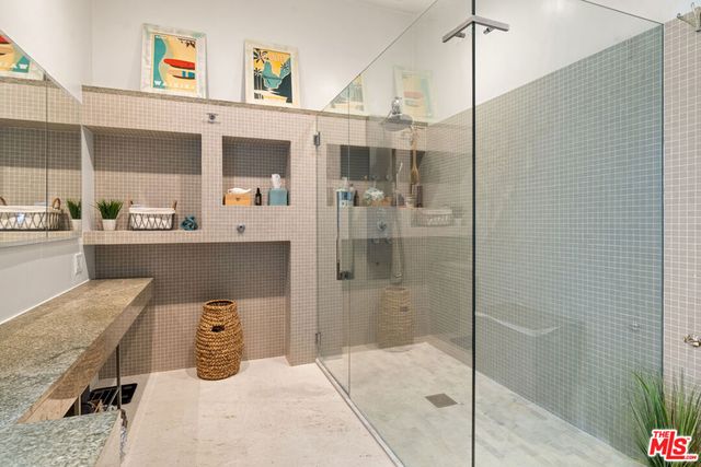 1853 Nichols Canyon Road, Los Angeles, CA 90046