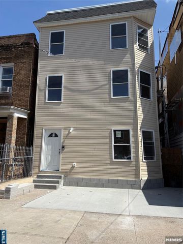 479 N 6th Street 1, Newark, NJ 07107