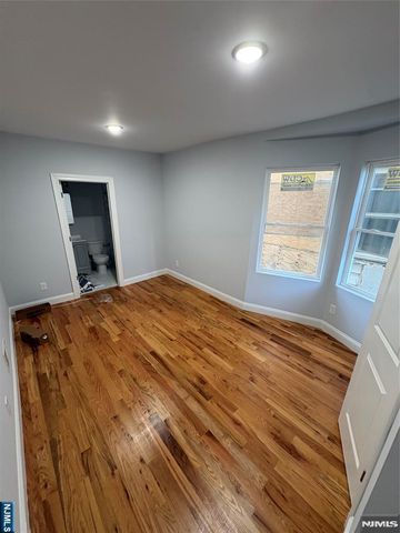 479 N 6th Street 1, Newark, NJ 07107