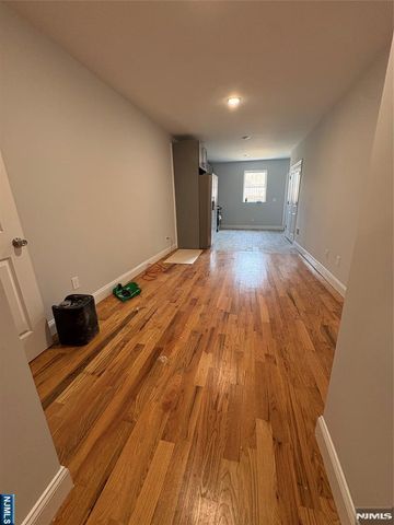 479 N 6th Street 1, Newark, NJ 07107