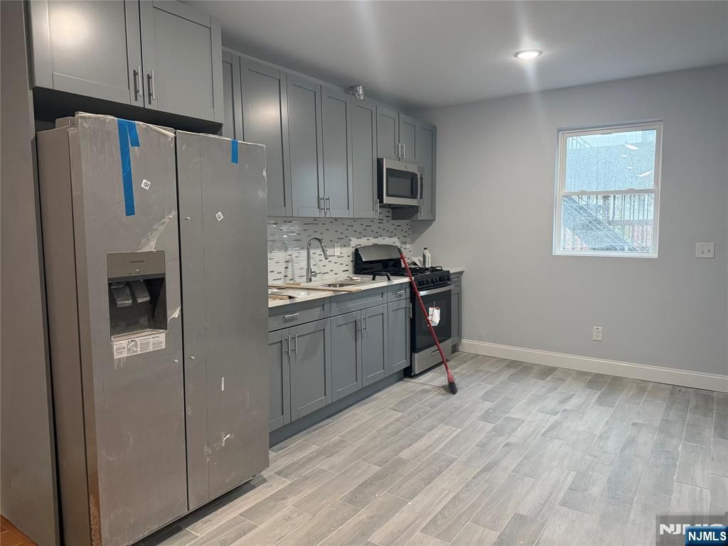 479 N 6th Street 1, Newark, NJ 07107