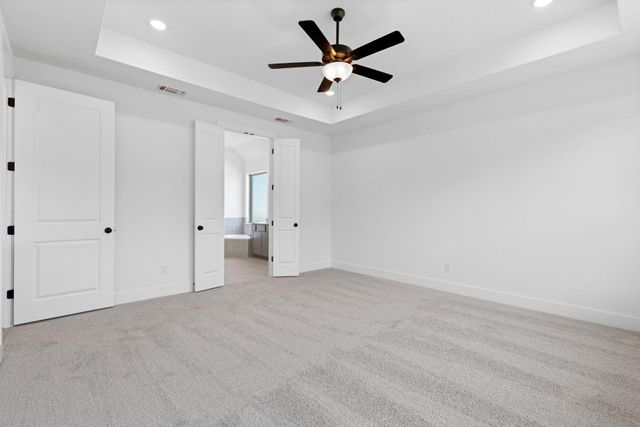 121 Smoke Signal CT, Liberty Hill, TX 78642