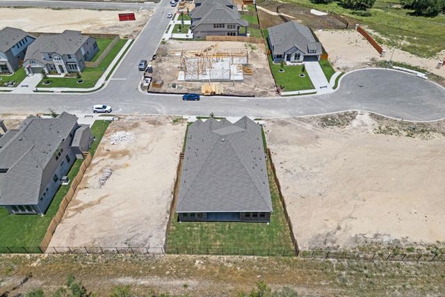 121 Smoke Signal CT, Liberty Hill, TX 78642