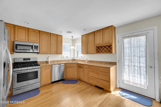 8 Nichols Avenue, Ortley Beach, NJ 08751