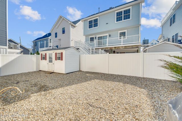 8 Nichols Avenue, Ortley Beach, NJ 08751