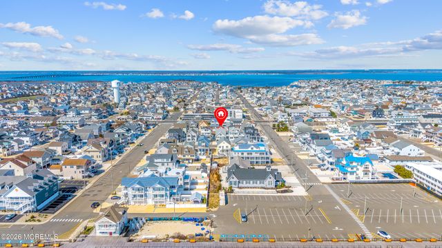 8 Nichols Avenue, Ortley Beach, NJ 08751