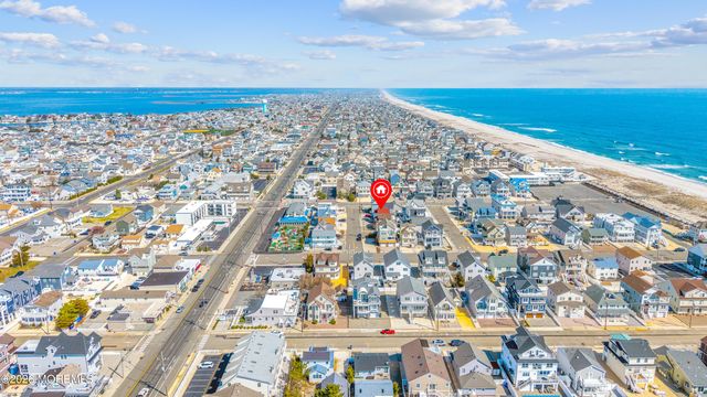 8 Nichols Avenue, Ortley Beach, NJ 08751