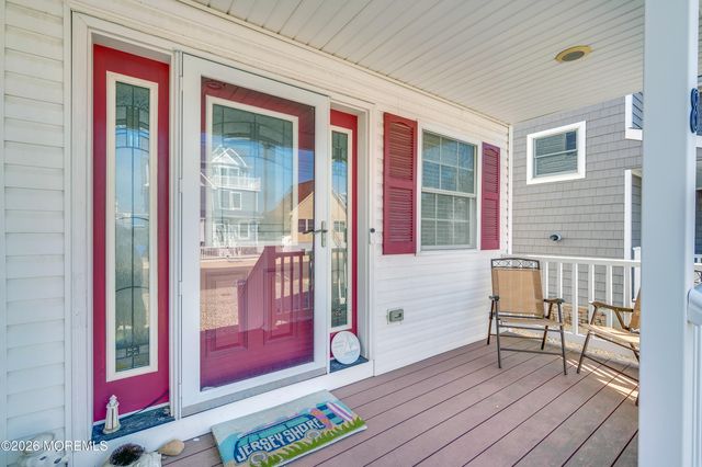 8 Nichols Avenue, Ortley Beach, NJ 08751