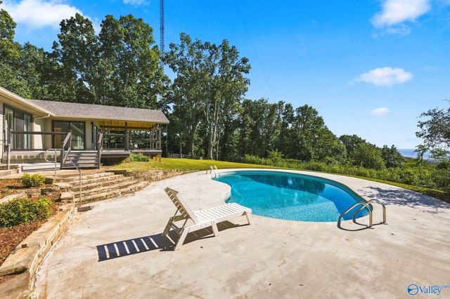 3106 Rowe Drive SE, Huntsville, AL 35801