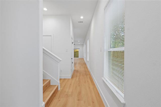 2210 Bethurum, Dallas, TX 75215