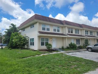 3756 AMHERST WAY 1, Sarasota, FL 34232