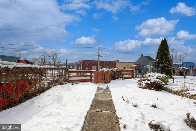 144 S 6TH ST, Columbia, PA 17512