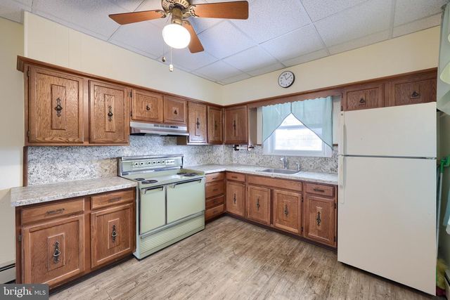 144 S 6TH ST, Columbia, PA 17512