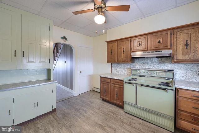 144 S 6TH ST, Columbia, PA 17512