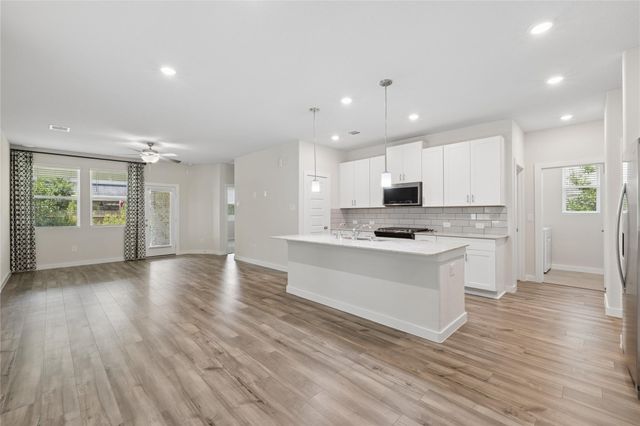 9848 Sweet Flag Ct, Conroe, TX 77385