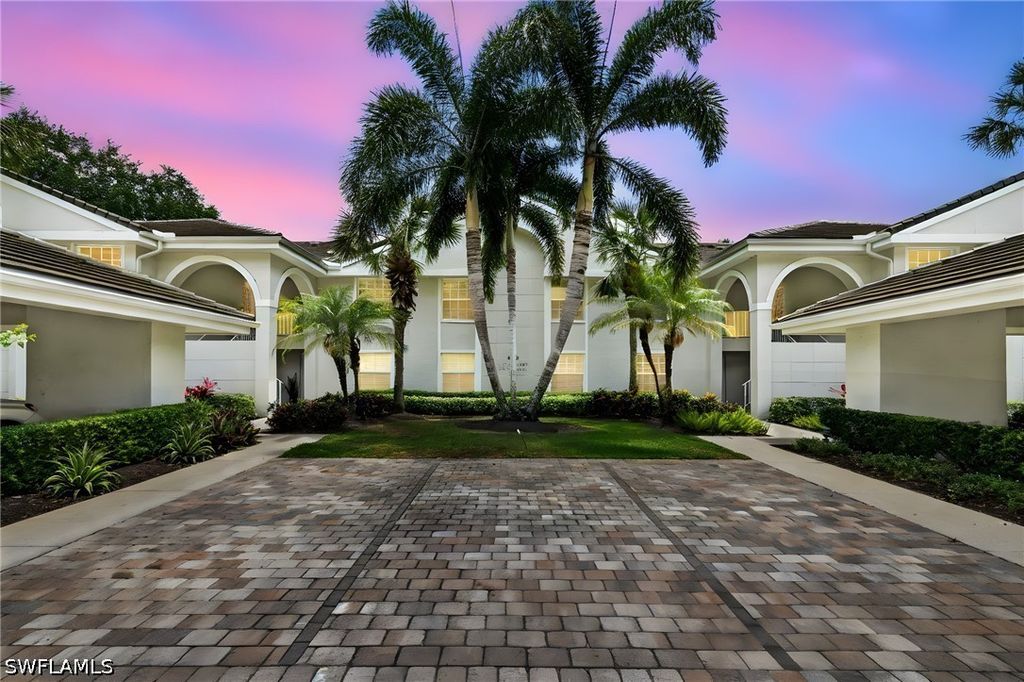 6290 Bellerive AVE 105, Naples, FL 34119