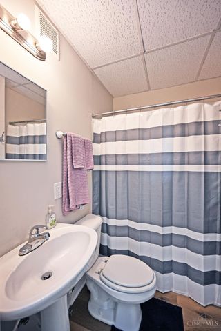 311 W Vine Street, Reading, OH 45215