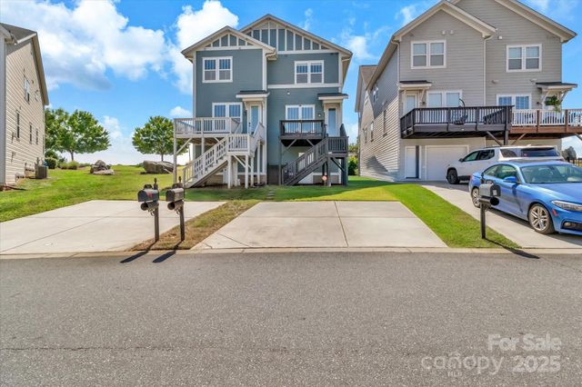 748 Waterscape Court, Rock Hill, SC 29730