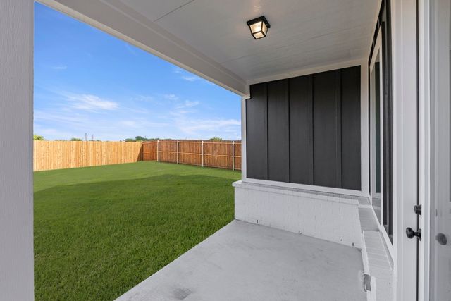 745 Waterhouse Lake Drive, Anna, TX 75409