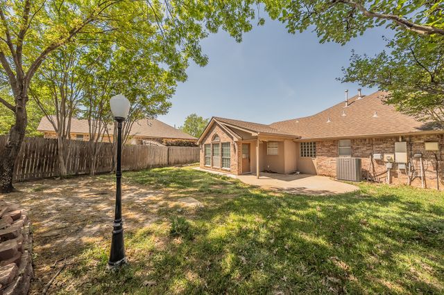 728 W Park Drive, Keller, TX 76248