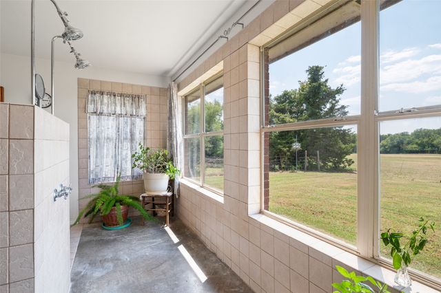 1579 County Road 3365, Ladonia, TX 75449