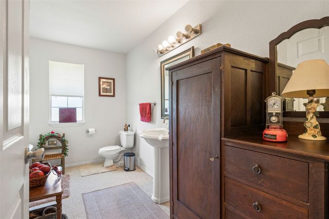 1579 County Road 3365, Ladonia, TX 75449